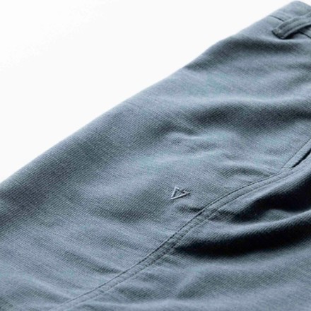 VISSLA Canyons 25 Hybrid 18.5" Walkshorts - Men's 3