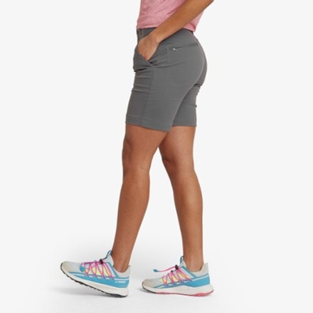 Sherpa Adventure Gear Bara Shorts - Women's 4