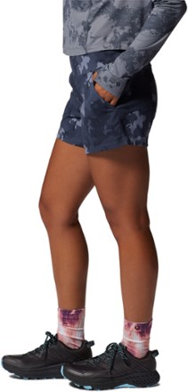 Mountain Hardwear Dynama/2 Shorts - Women's 2