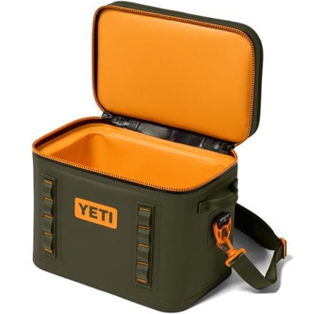 YETI Hopper Flip 18 Soft Cooler 4
