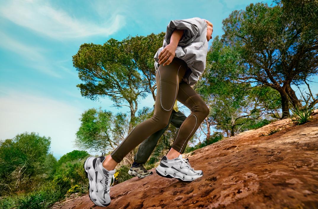 Location Image for SpeedARC Matis Hiking Shoes - Women's