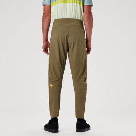 Endura Trailster Bike Pants - Men's 1