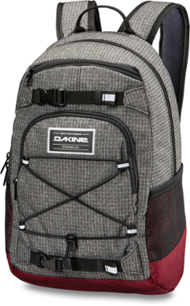 dakine grom 13l pack