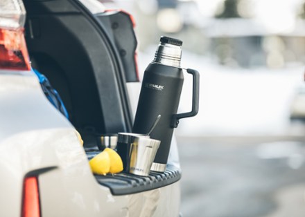 Stanley Master Unbreakable Thermal Vacuum Bottle - 44 fl. oz. 6
