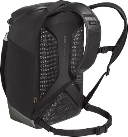 CamelBak M.U.L.E. Commute 22 Hydration Pack 1