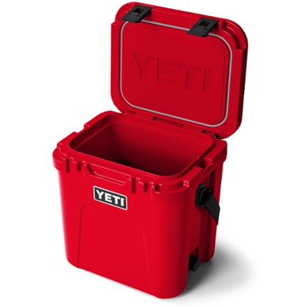 YETI Roadie 24 2.0 Hard Cooler 4