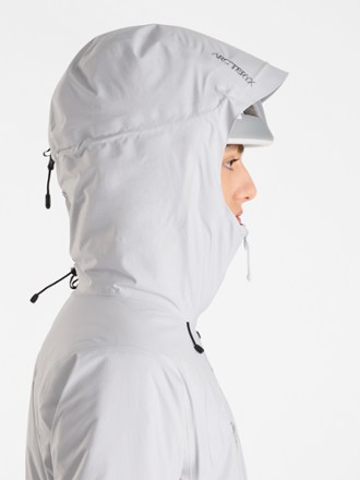 Arc'teryx Beta Insulated Jacket - Women's 5