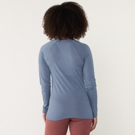 Smartwool Classic All-Season Merino Long-Sleeve Base Layer Top - Women's 2