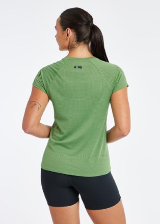 Oiselle Flyout Shirt - Women's 1
