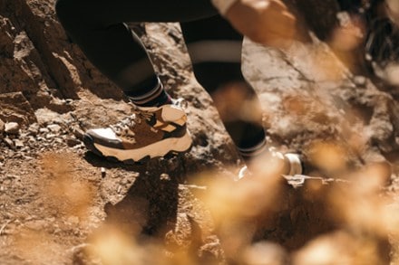 Teva Grandview Max GTX Hiking Boots - Women's 9