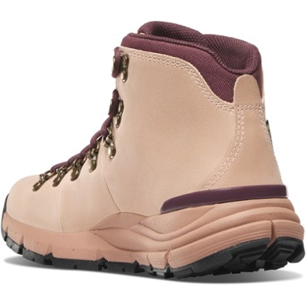 Danner Mountain 600 Leaf GTX Hiking Boots - Women's 2