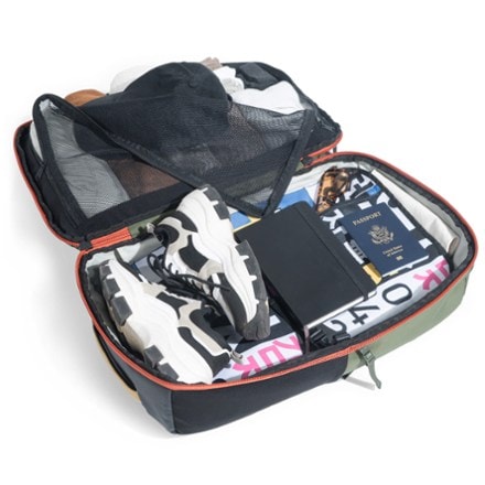 Sherpani Santiago Travel Pack 6