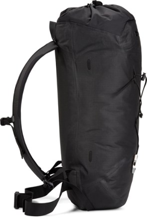Arc'teryx Alpha FL 30 Pack 4