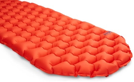 REI Co-op Flash Insulated Air Sleeping Pad 3/4 (Red Hot)