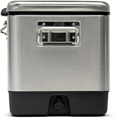 Coleman Reunion 54-Quart Steel Belted Cooler 2