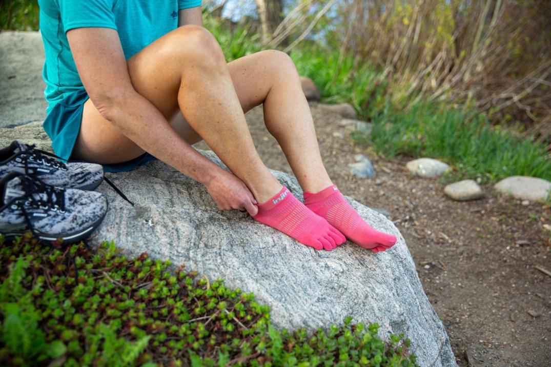 Location Image for Run Lightweight No-Show Socks - Women's