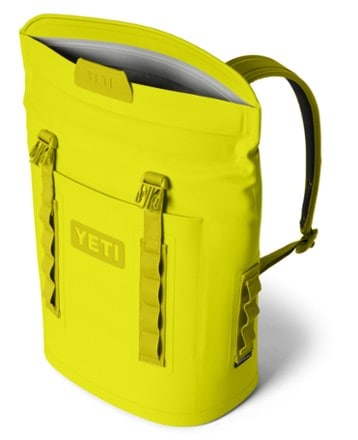 YETI Hopper M12 Backpack Soft Cooler 4