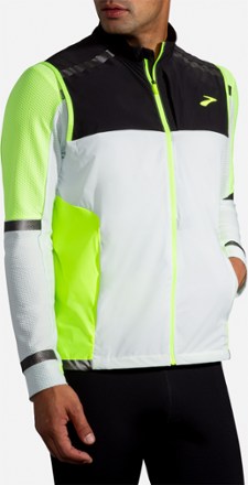 Brooks Carbonite Vest - Men's 8