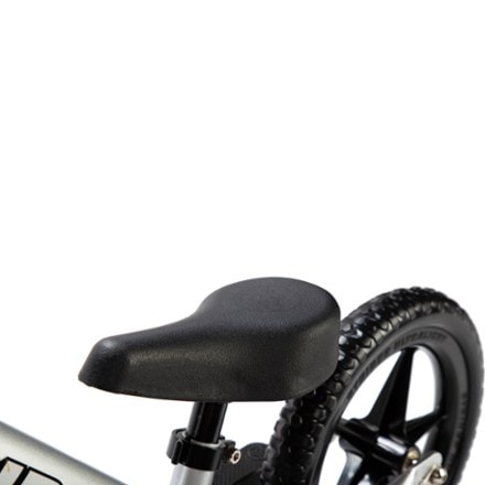 STRIDER 12 Pro Kids' Balance Bike 2