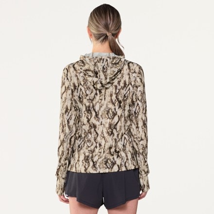 Janji Sunchaser 50 Hooded Long-Sleeve Shirt - Women's 2