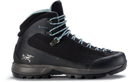 womens gore tex hiking boots