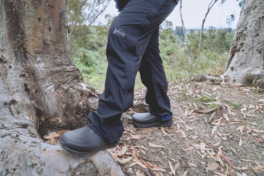 Location Image for Frontline Pro Slip-on Shoes