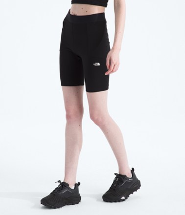 The North Face Refina 8" Shorts - Women's 3