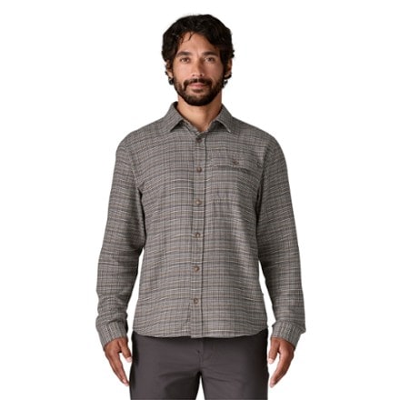 Patagonia Long-Sleeve Lightweight Fjord Flannel Shirt - Men's 1