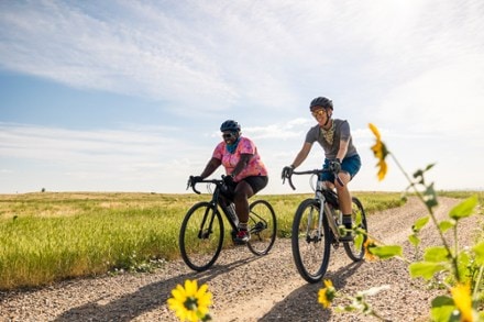Salsa Journeyer Apex 1 700c Bike 9