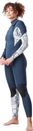 Picture Organic Clothing Equation 4/3 FZ Wetsuit - Women's 4