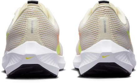Nike Air Zoom Pegasus 40 Road-Running Shoes - Men's 8