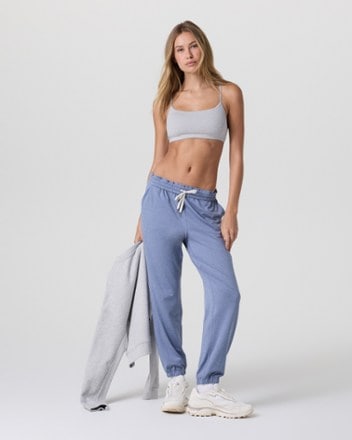 Vuori Boyfriend Sweatpants - Women's 2