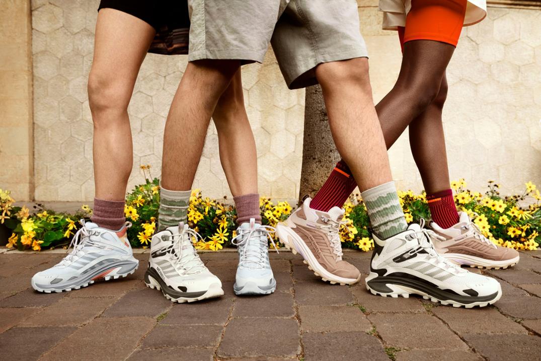 Location Image for Moab Speed 2 Mid GORE-TEX Hiking Boots - Women's