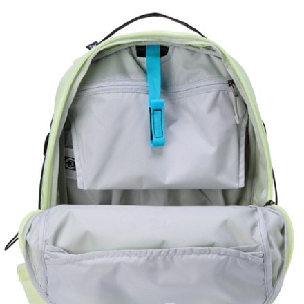 Arc'teryx Mantis 16 Pack 2