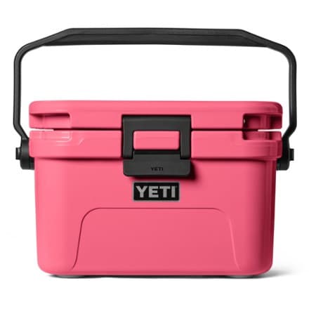 YETI Roadie 8 Hard Cooler 1