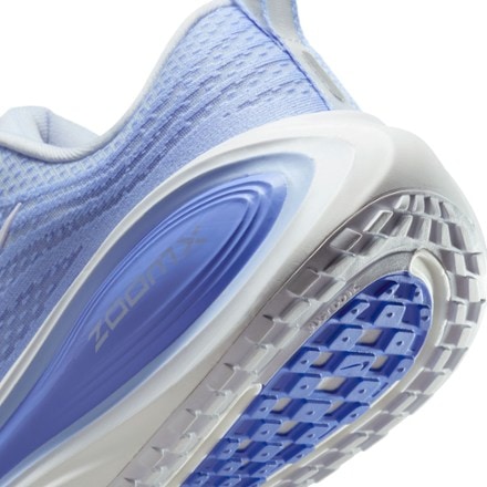 Nike Vomero Plus Road-Running Shoes - Women's 7
