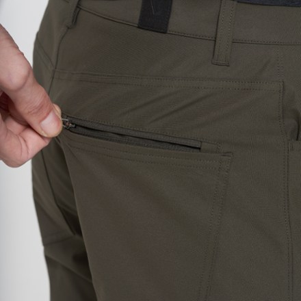 Vuori Meta Pants - Men's 7