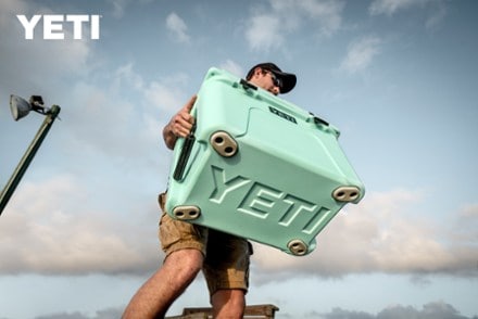 YETI Tundra 35 Cooler 3
