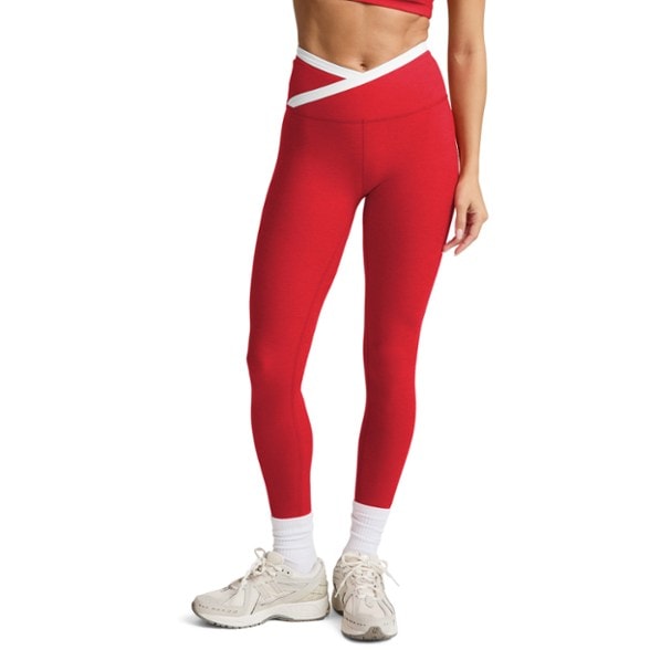 On Body Image of color Chili Red Heather