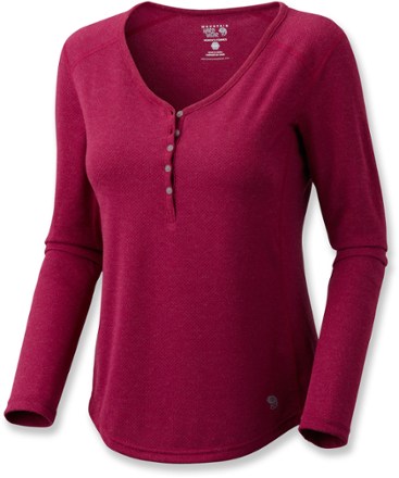 red henley shirt women's