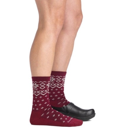 Darn Tough Shetland Crew Lightweight Lifestyle Socks - Women's 2
