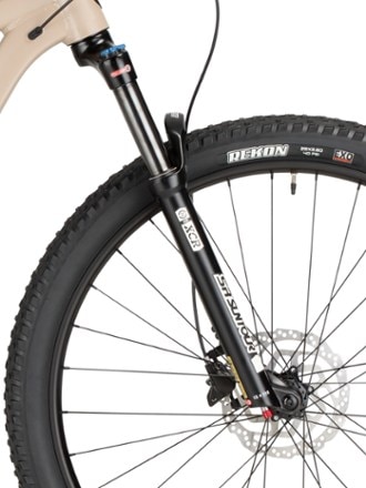 Salsa Rangefinder Deore 12-Speed 29 Mountain Bike 8