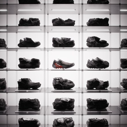 Location Image of color Iron/Black/Fiery Red