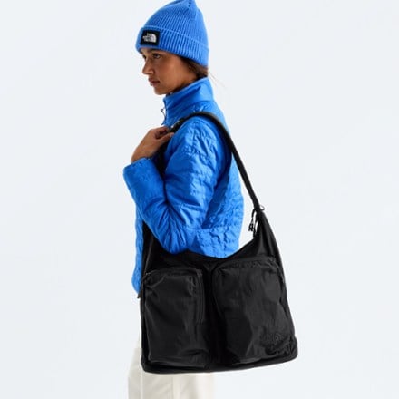 The North Face Never Stop Tote 4