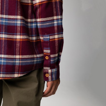 Finisterre Beardsmore Shirt - Men's 5