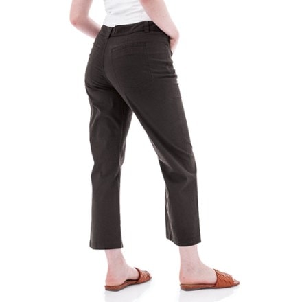 Aventura Halifax Stretch Chino Crop Pants - Women's 1
