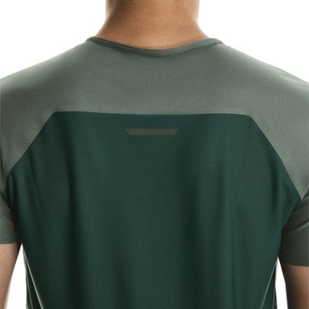 On Performance-T Shirt - Men's 4