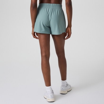 Vuori Dash Shorts 2.0 - Women's 2