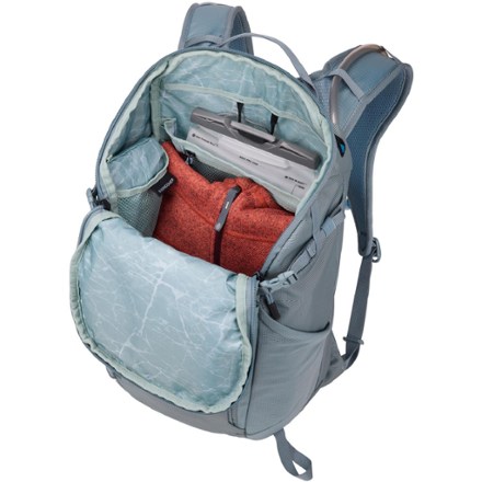 Thule AllTrail 22 L Hydration Pack 10