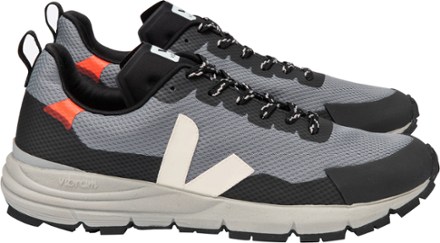 スニーカー VEJA Men Sneakers Black RO1803870 Rio Branco | メンズスニーカーおよびシューズ | VEJA